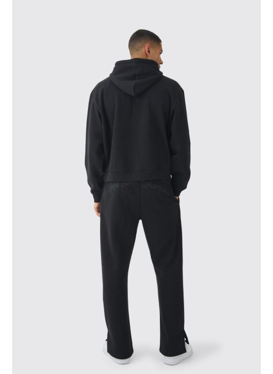 Величезний чоловічий спортивний костюм із розрізаним поділом