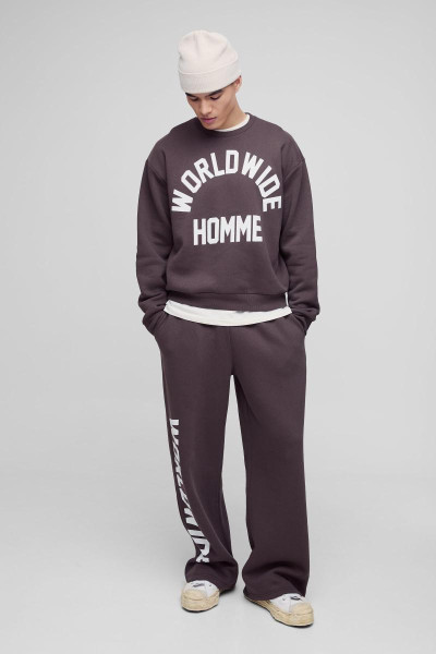 Величезний спортивний костюм із широким принтом