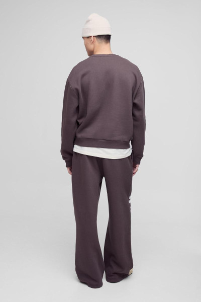 Величезний спортивний костюм із широким принтом