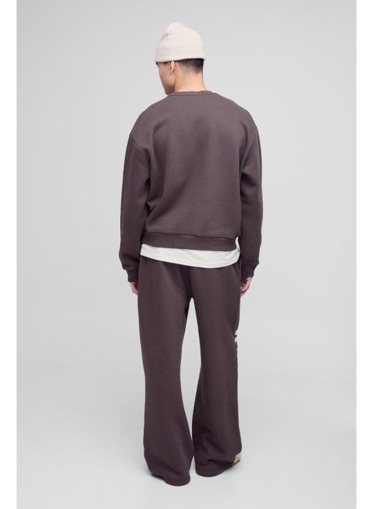 Величезний спортивний костюм із широким принтом