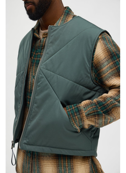 Стьобаний жилет з контрастними вставками