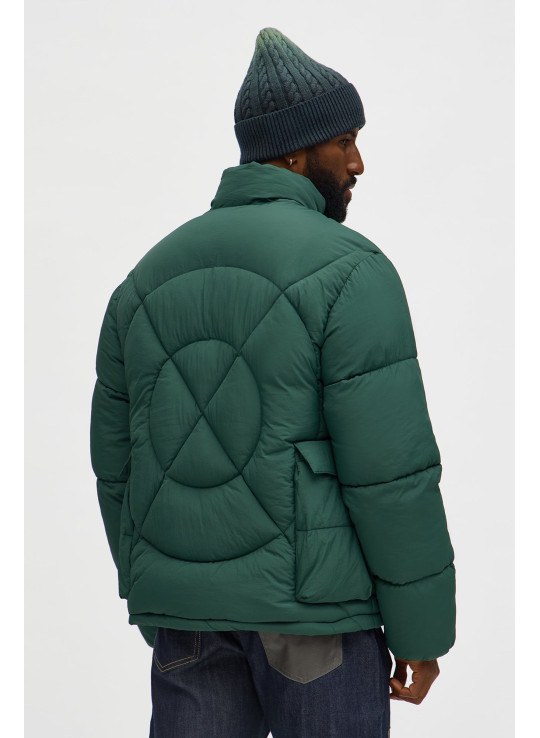 Стьобана куртка-пуфер з кишенями