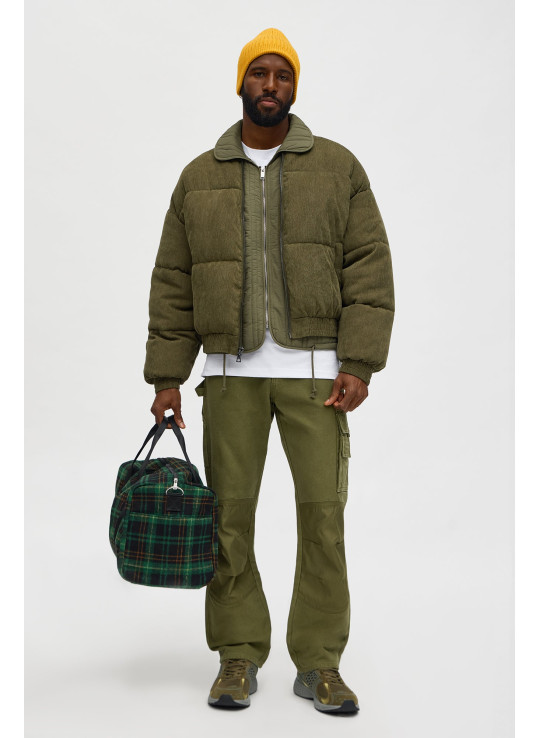 Об'ємна куртка-пуфер бомбер з вельвету