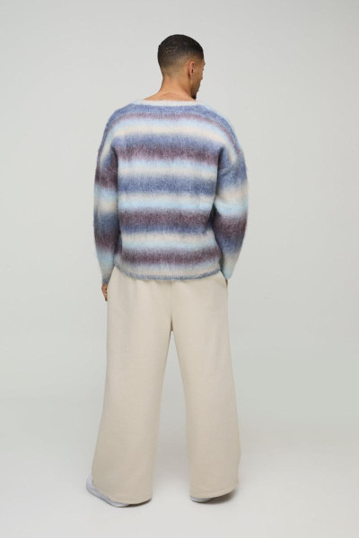 Негабаритна коробка з матовою смугою V на шиї трикотажна перемичка