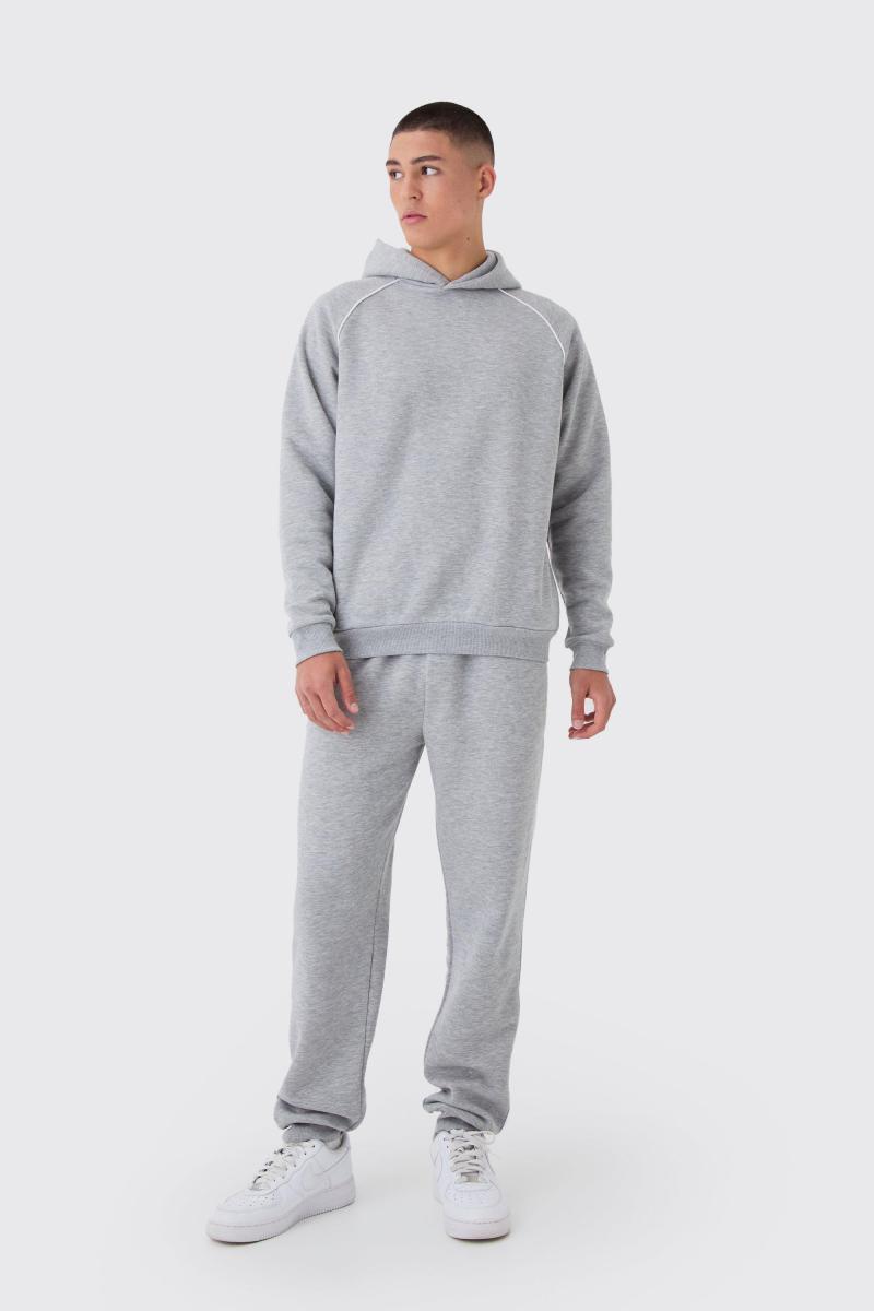 Спортивний костюм стандартного крою з рукавом реглан і капюшоном
