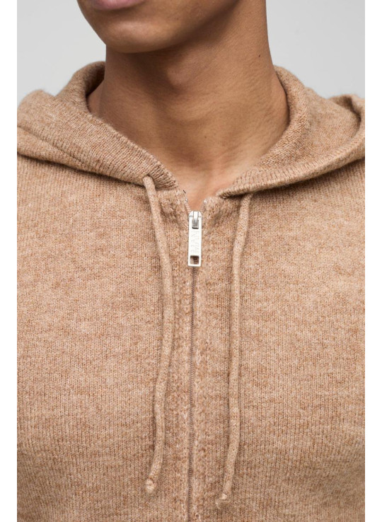 Тонка підходить на блискавці через трикотажний балахон